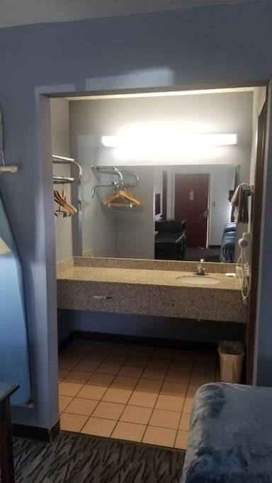 Hotel 2 Queen Beds Hotel Room 226 Booking Stillwater Exterior foto